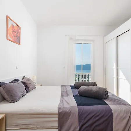 Holiday home Casa Albertina-2 By Interhome
