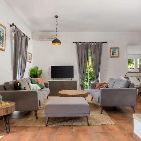 Holiday home Casa Albertina-2 By Interhome *